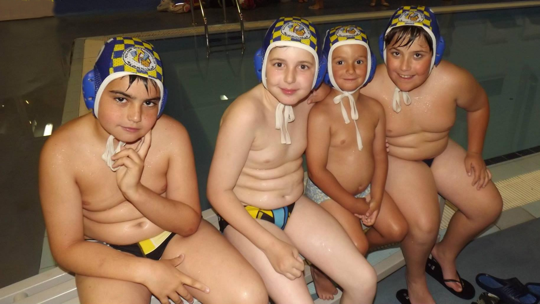 Waterpolo_Spain_Boys_are_fat_9.j