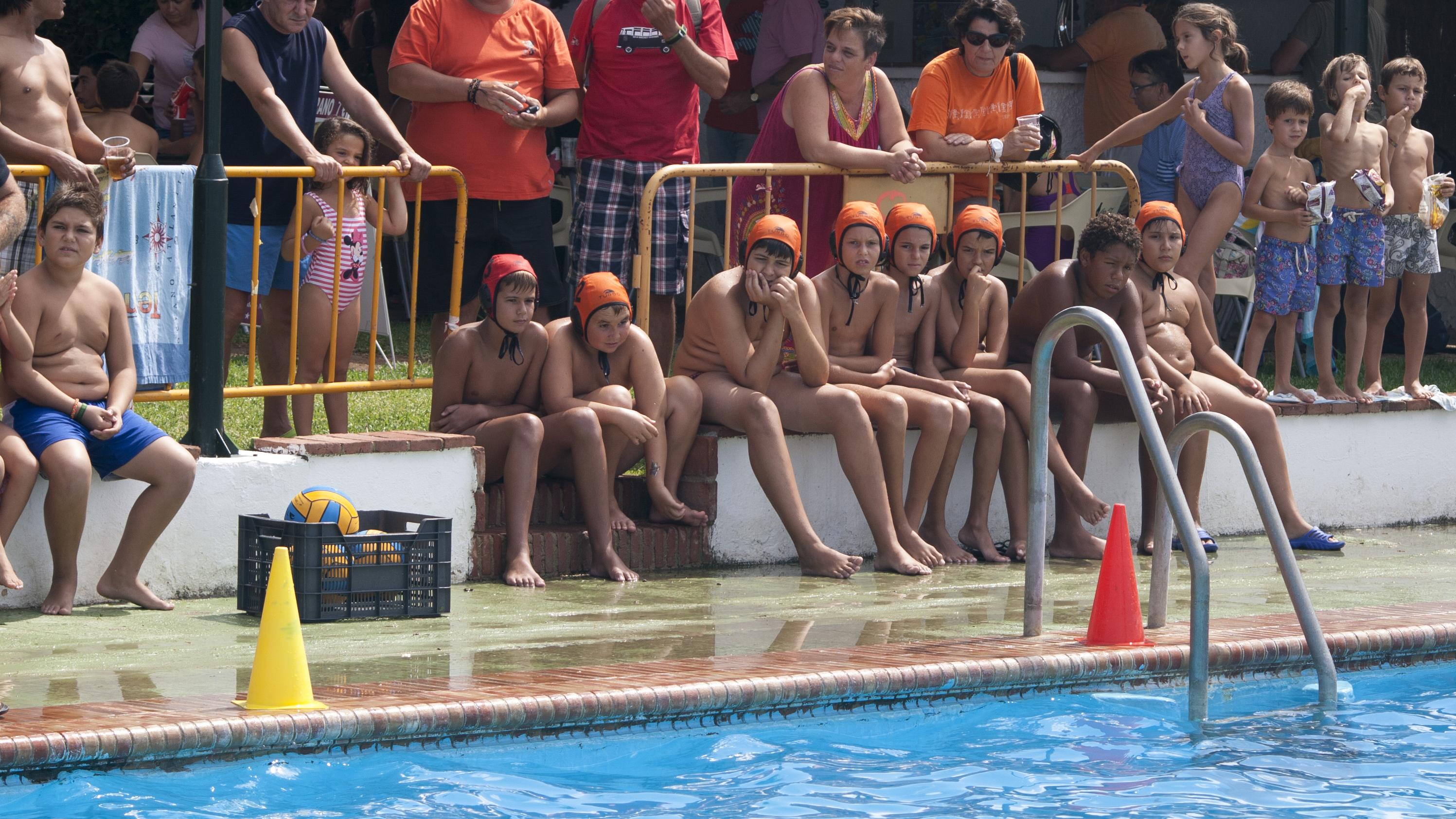 Waterpolo_Spain_03_Boys_are_fat_