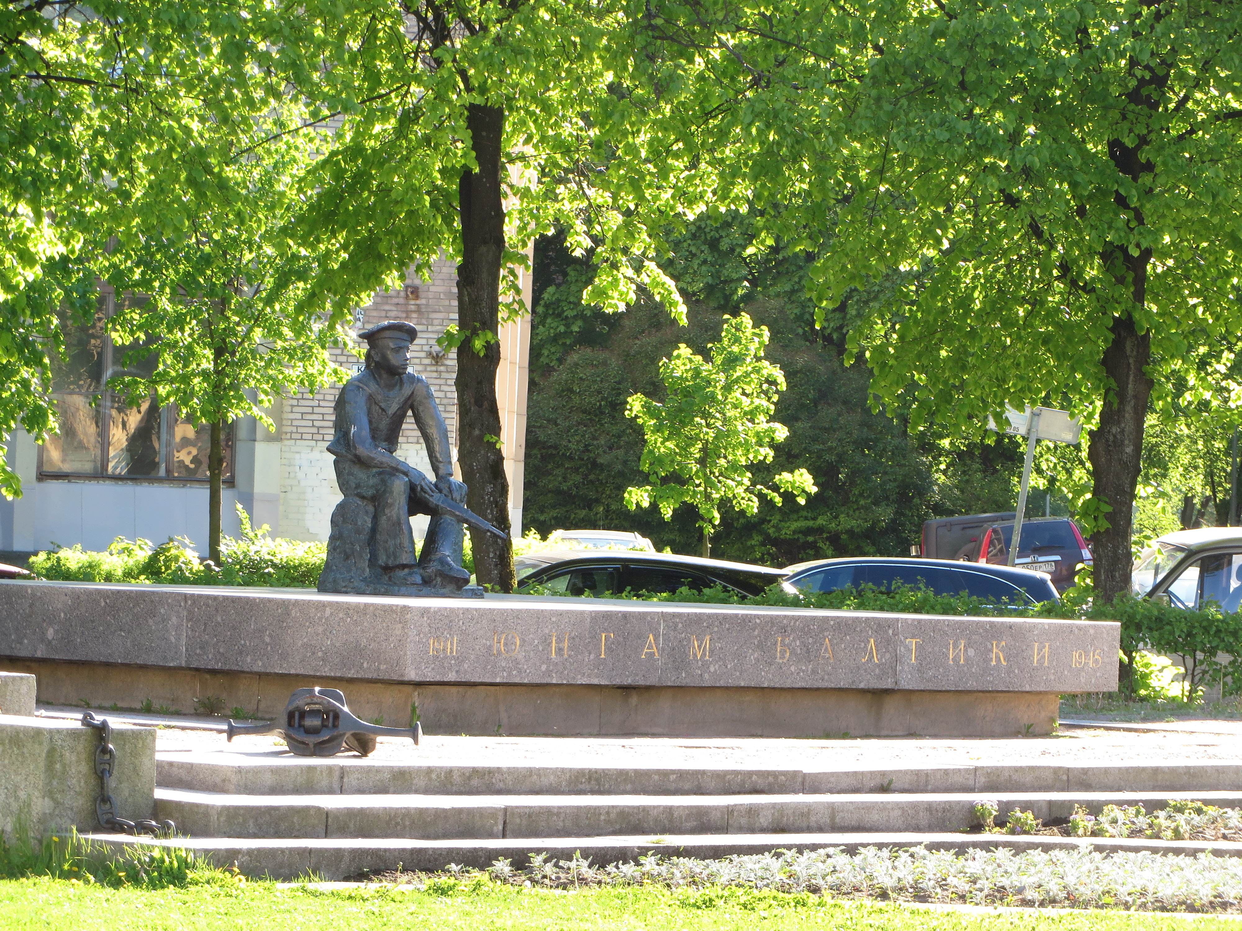 Памятник юнгам Балтики (04)