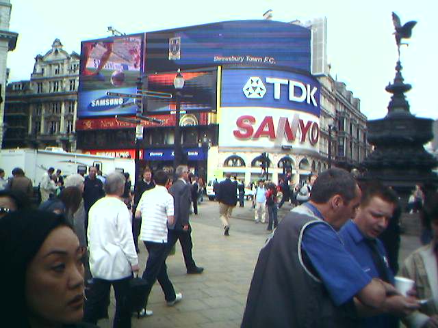 Piccadilly-Circus.jpg