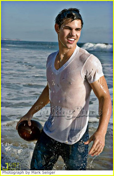 taylor-lautner-rolling-stone-abs