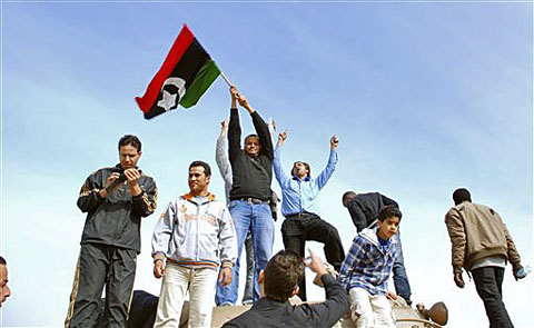 ap_libya_protests_tank_480_21feb