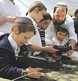 settler-kids-guns.jpg