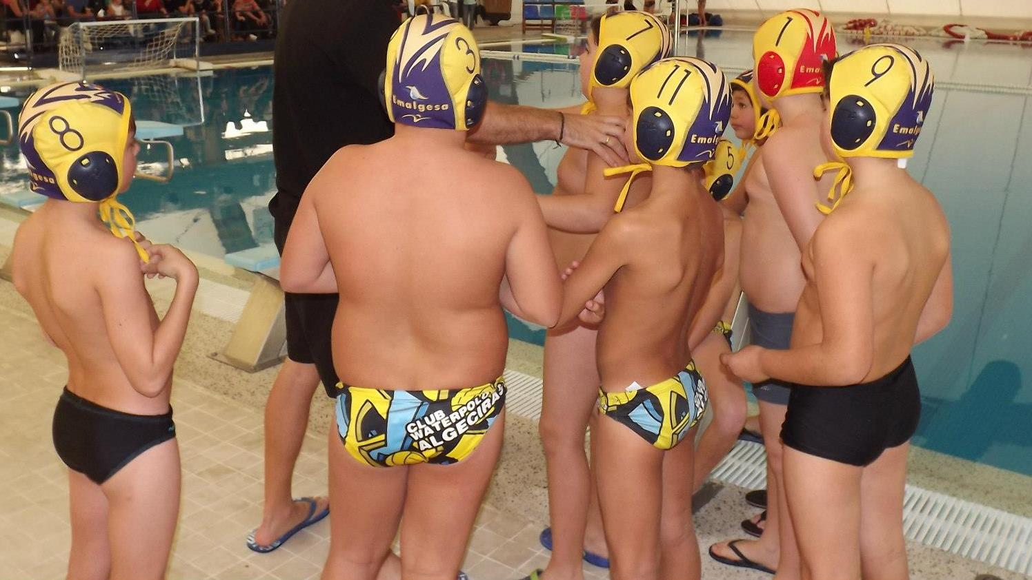 Waterpolo_Spain_Boys_are_fat_34.